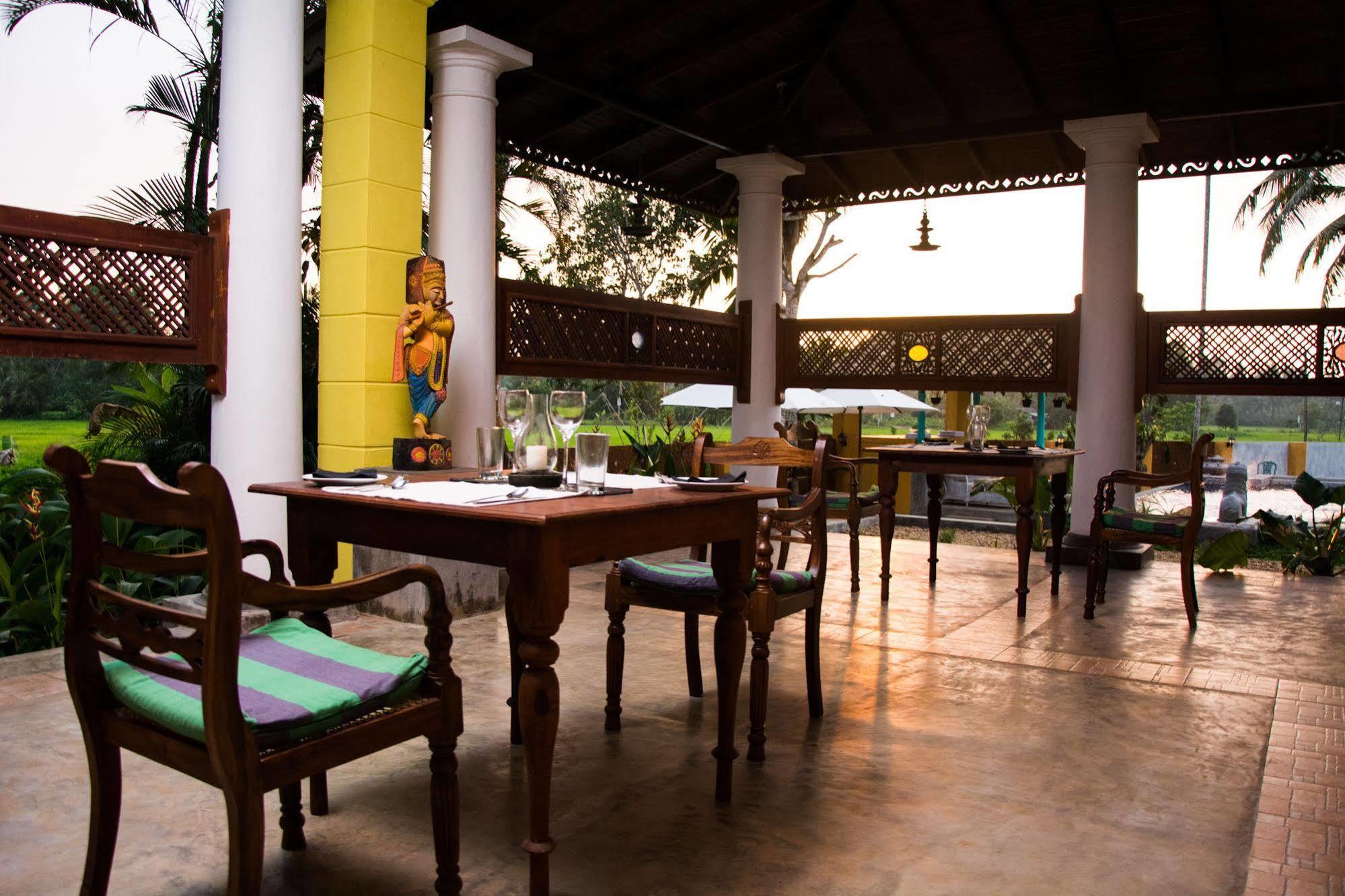 Villa Kubura ฮิกคาดูวา ภายนอก รูปภาพ