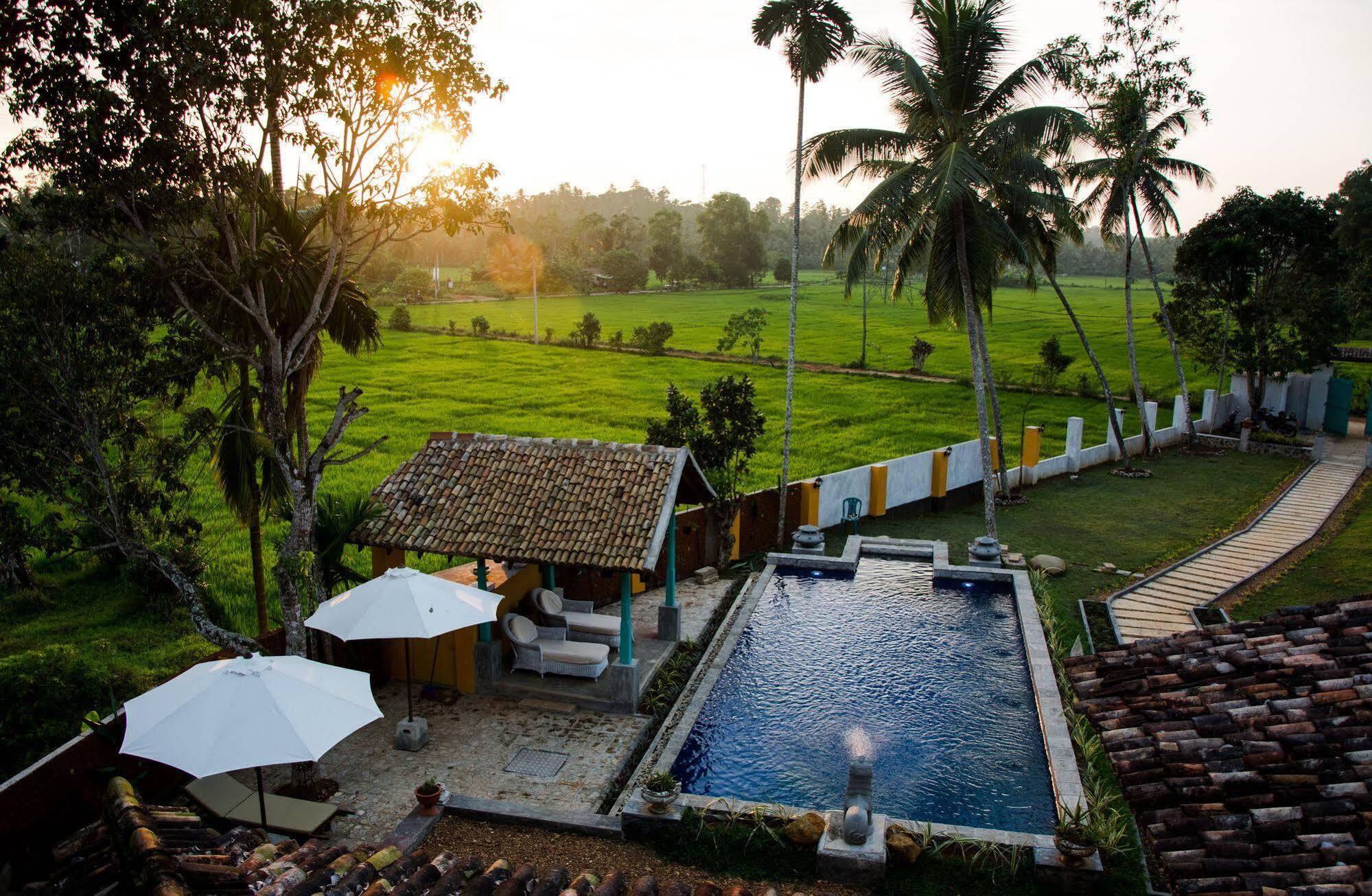 Villa Kubura ฮิกคาดูวา ภายนอก รูปภาพ